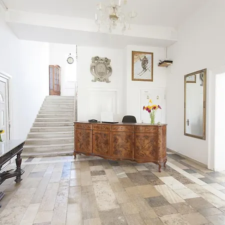 Old School Hiša za goste 3*