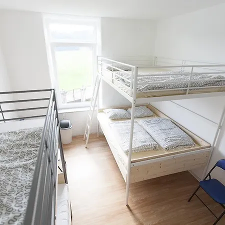 Gasthuis Old School Nova Vas (Bloke)