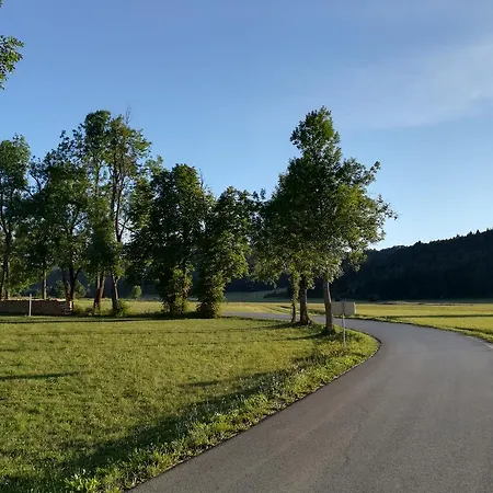 Old School Hiša za goste 3*